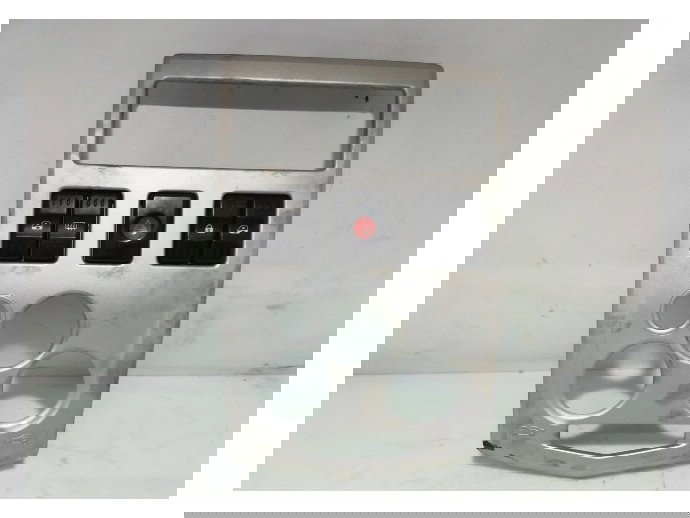 Rama bord cu butoane Dacia Logan 1 1.5 DCI OEM 2004-2012