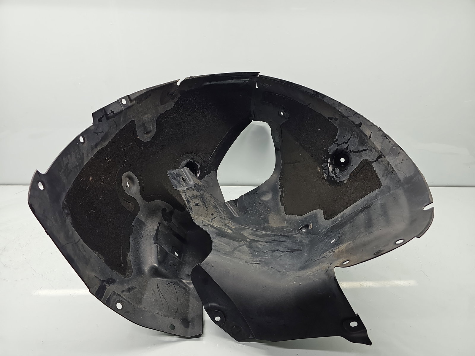 Carenaj roata stanga fata TESLA Model 3 [Fabr 2020-2025] 1081581-00-D - imagine 4