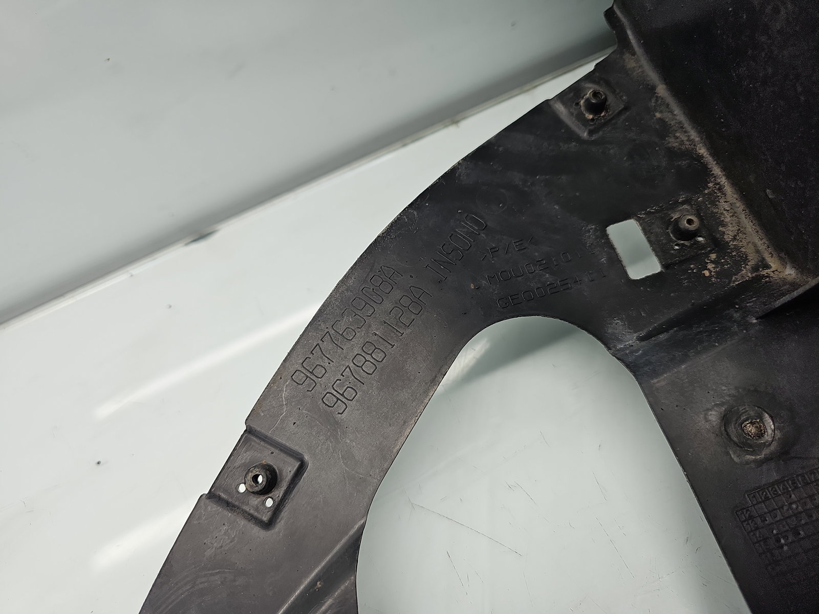 Carenaj roata dreapta fata PEUGEOT 2008 [Fabr 2013-prezent] 967763908A - imagine 5