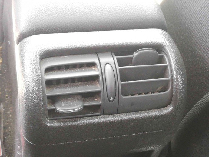 Grila aerisire consola centrala OEM Mercedes Clasa C (W203) [Fabr 2000-2007] 2.2 CDI
