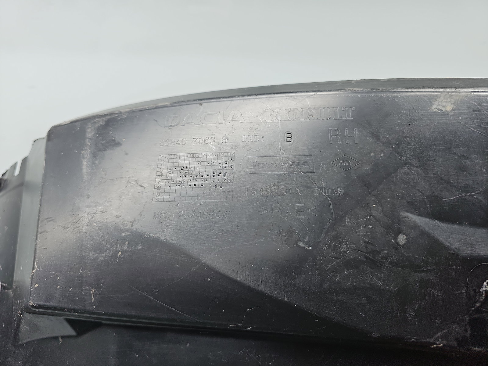 Carenaj roata dreapta fata Dacia Duster 2 [Fabr 2017-2023] SUV 638407860R - imagine 5