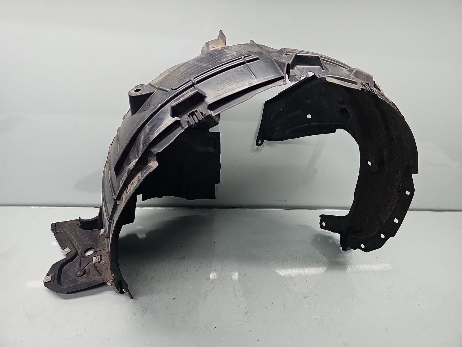 Carenaj roata stanga fata Nissan X-Trail (T32) [Fabr 2013-prezent] OEM - imagine 2