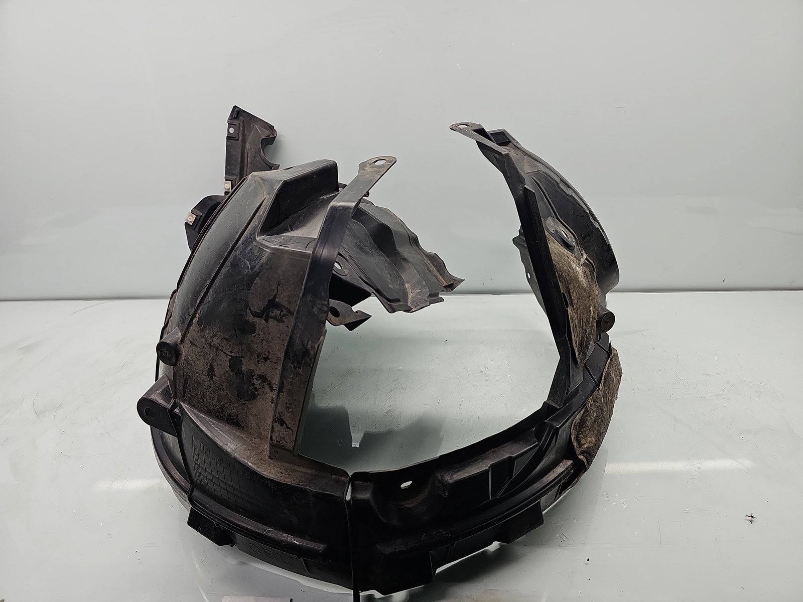 Carenaj roata stanga fata Nissan X-Trail (T32) [Fabr 2013-prezent] OEM - imagine 3