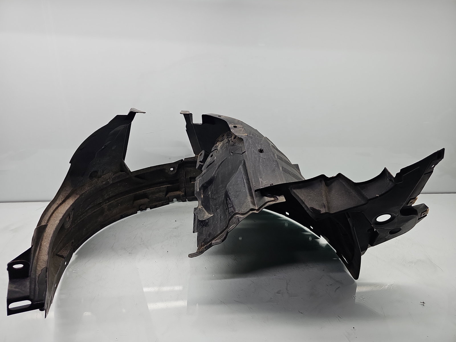 Carenaj roata stanga fata Nissan X-Trail (T32) [Fabr 2013-prezent] OEM - imagine 4