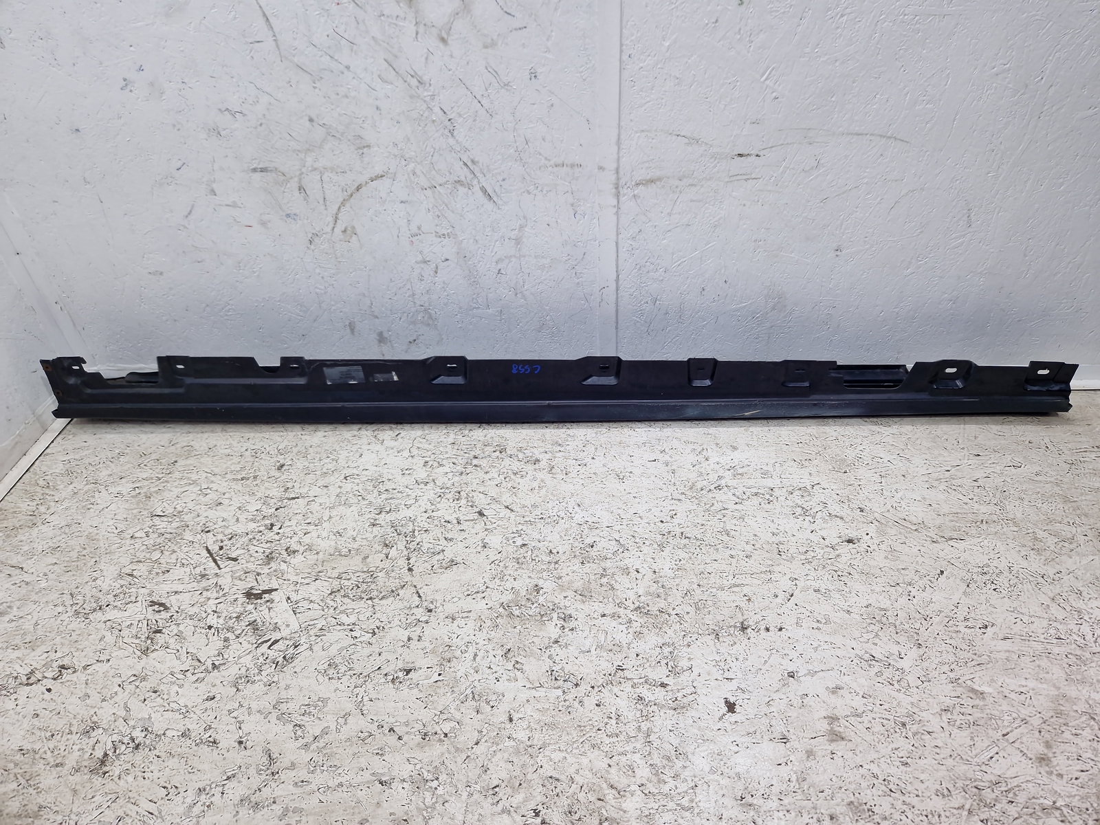 Prag lateral stanga Bmw 5 (F10) [Fabr 2011-2016] Berlina Pachet M 416 Carbonschwarz Mc - imagine 4