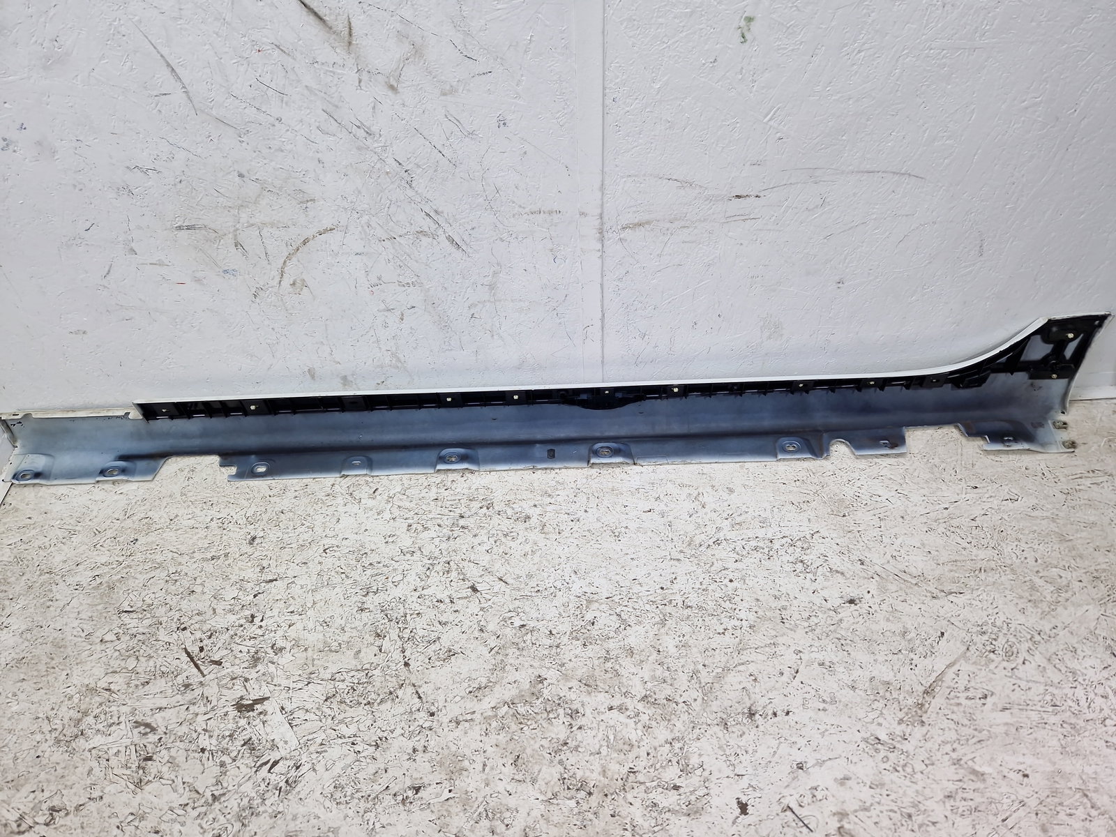 Prag lateral dreapta Bmw 5 GT (F07) [Fabr 2011-2016] Hatchback 300 Alpinweiss III - imagine 4