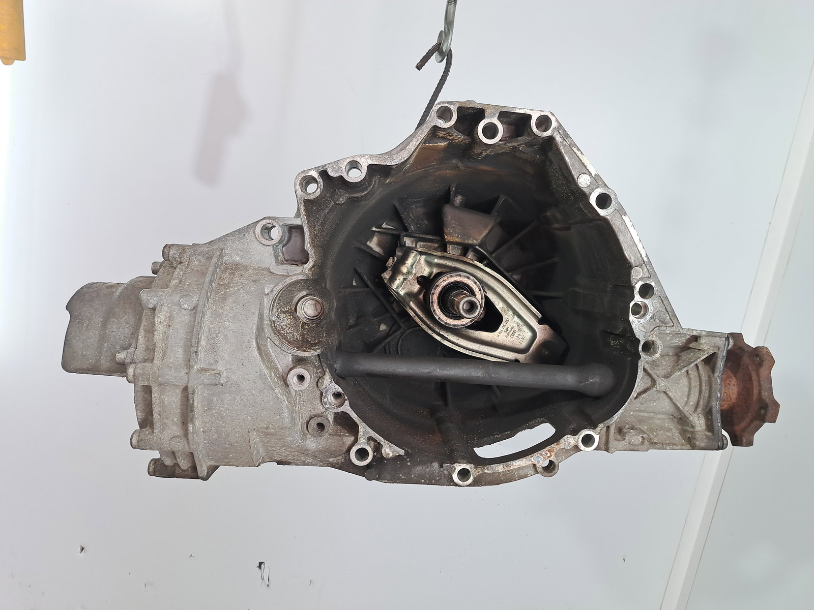 Cutie viteze manuala 6 trepte AUDI A5 Cabriolet (8F7) [Fabr 2009-2015] 2.0 TDI CAHA LLQ 125KW / 170CP - imagine 2