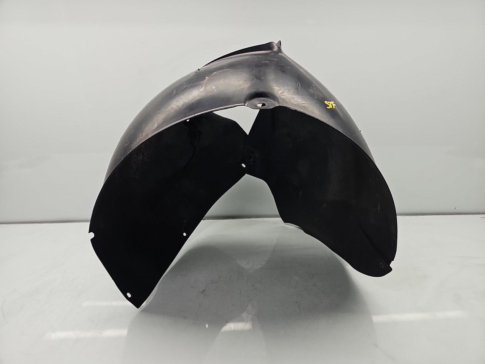 Carenaj roata stanga fata Volkswagen Passat CC (357) [Fabr 2008-2012] 3C8805977A - imagine 1