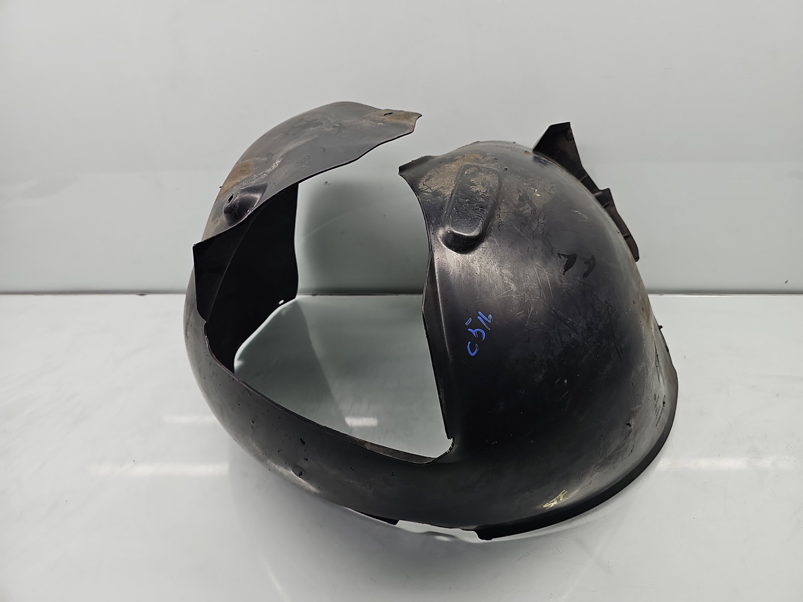 Carenaj roata stanga fata Volkswagen Passat CC (357) [Fabr 2008-2012] 3C8805977A - imagine 2