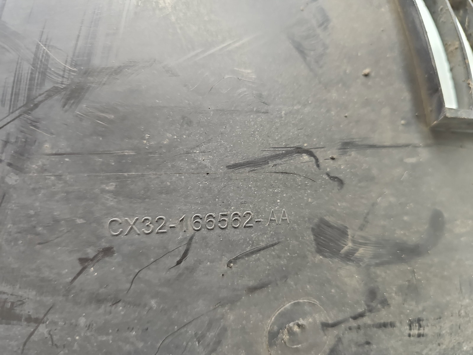 Carenaj roata dreapta fata Jaguar XF (X250) [Fabr 2008-2015] Facelift CX32-166562-AA - imagine 5