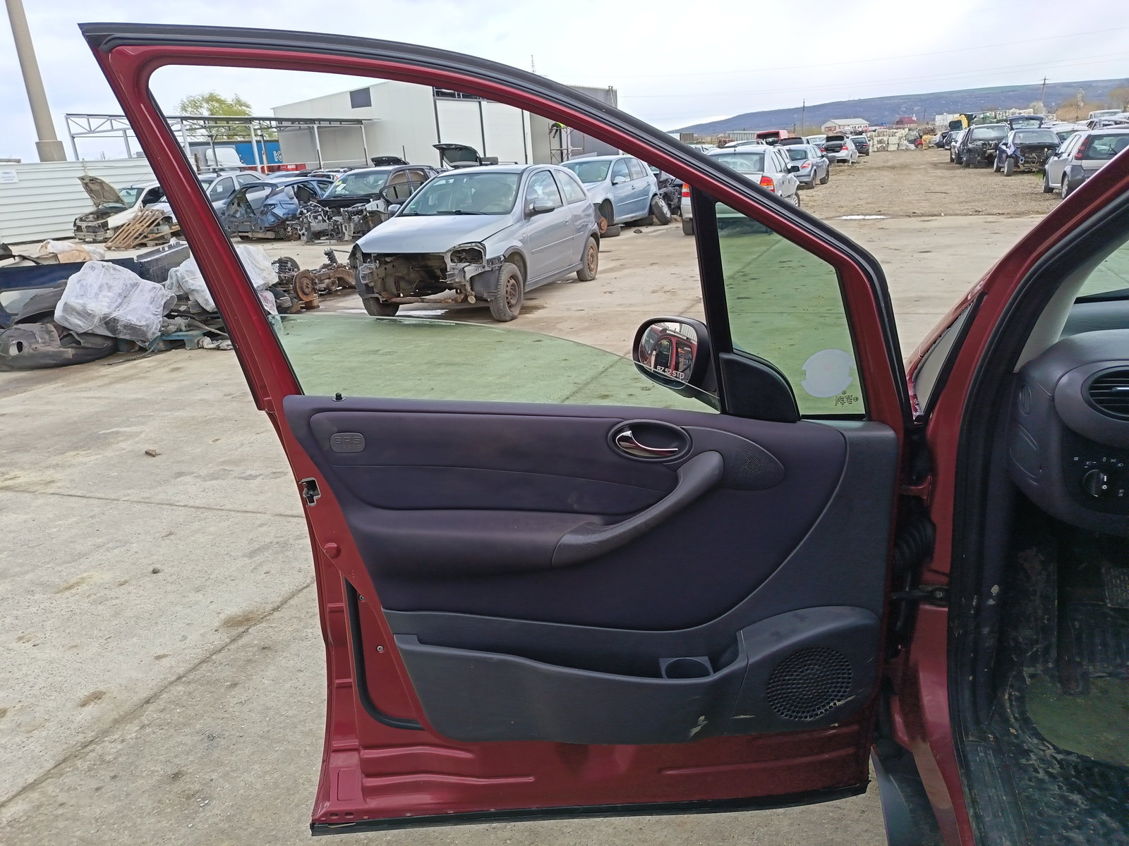 Usa stanga fata Mercedes Clasa A (W168) [Fabr 1997-2004] ROSU - imagine 2