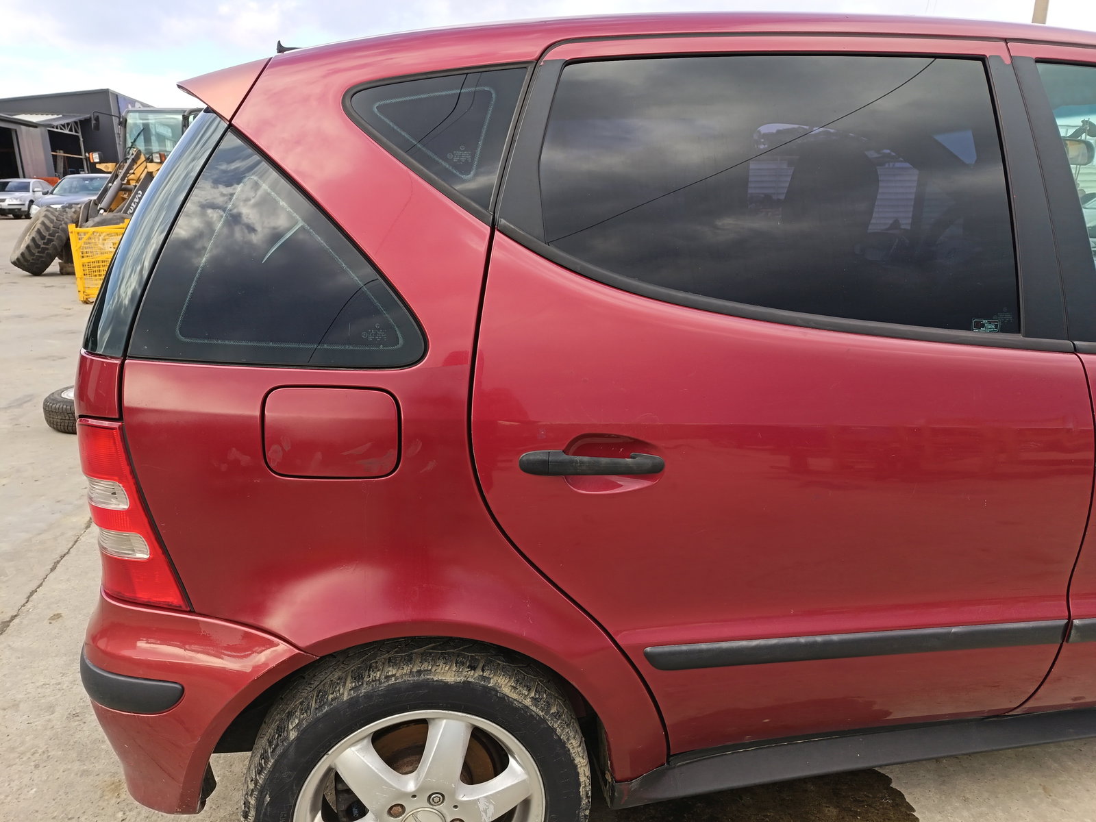 Aripa stanga spate Mercedes Clasa A (W168) [Fabr 1997-2004] ROSU