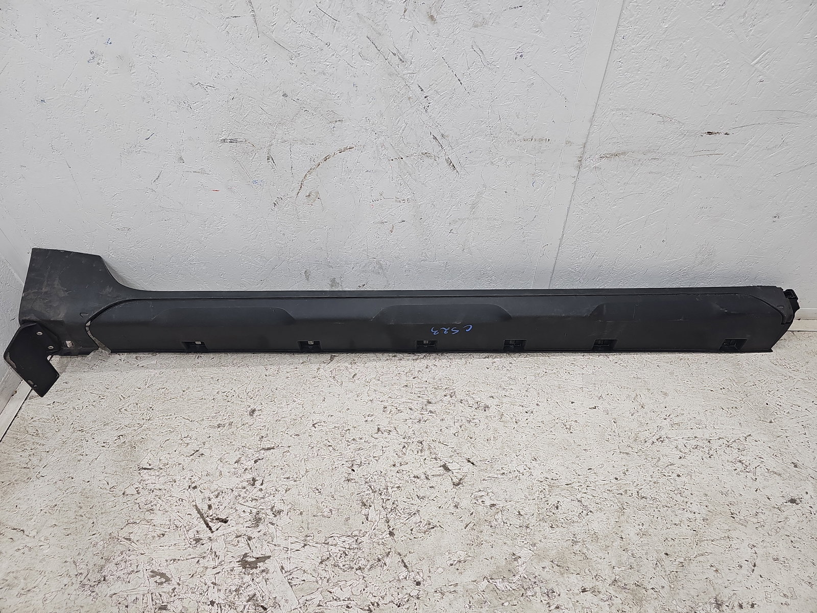 Prag lateral dreapta Dacia Duster 2 [Fabr 2017-2023] 764260493R - imagine 1