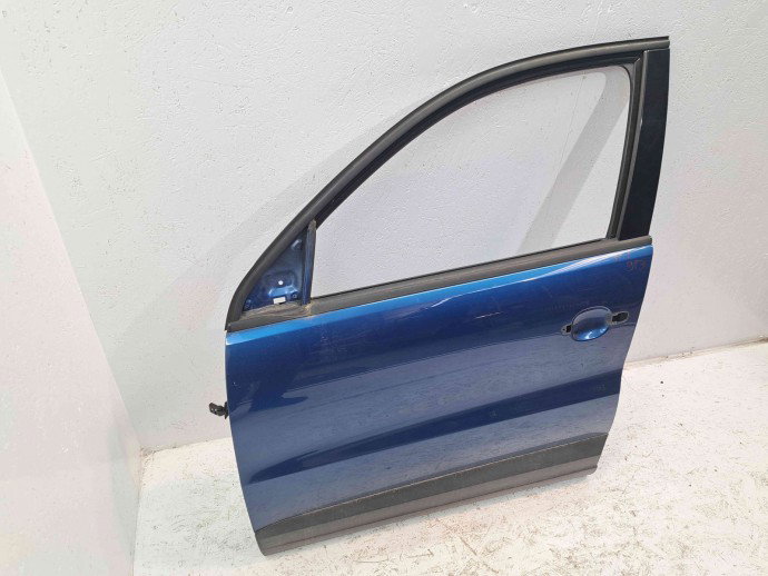 Usa stanga fata Volkswagen Tiguan (5N) [Fabr 2007-2016] LC5C