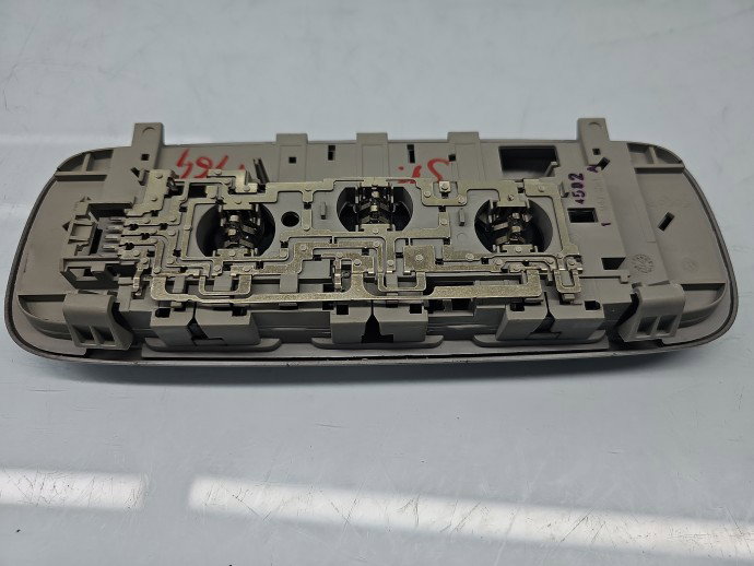 Plafoniera spate Volkswagen Golf 5 Plus (5M1) [Fabr 2005-2008] 1K0947125