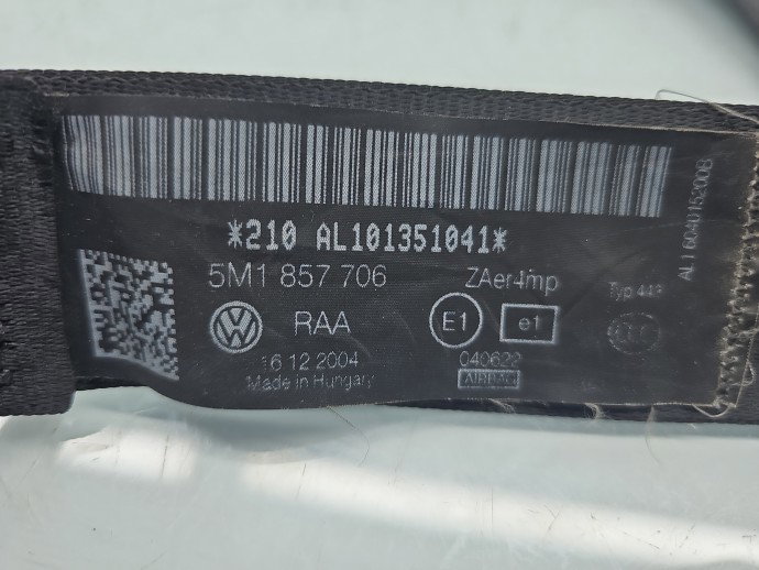 Centura dreapta fata Volkswagen Golf 5 Plus (5M1) [Fabr 2005-2008] 5M1857706