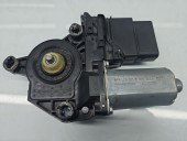 Motoras geam dreapta spate Volkswagen Golf 5 Plus (5M1) [Fabr 2005-2008] 5M0839402A