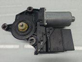 Motoras geam stanga spate Volkswagen Golf 5 Plus (5M1) [Fabr 2005-2008] 5M0839401