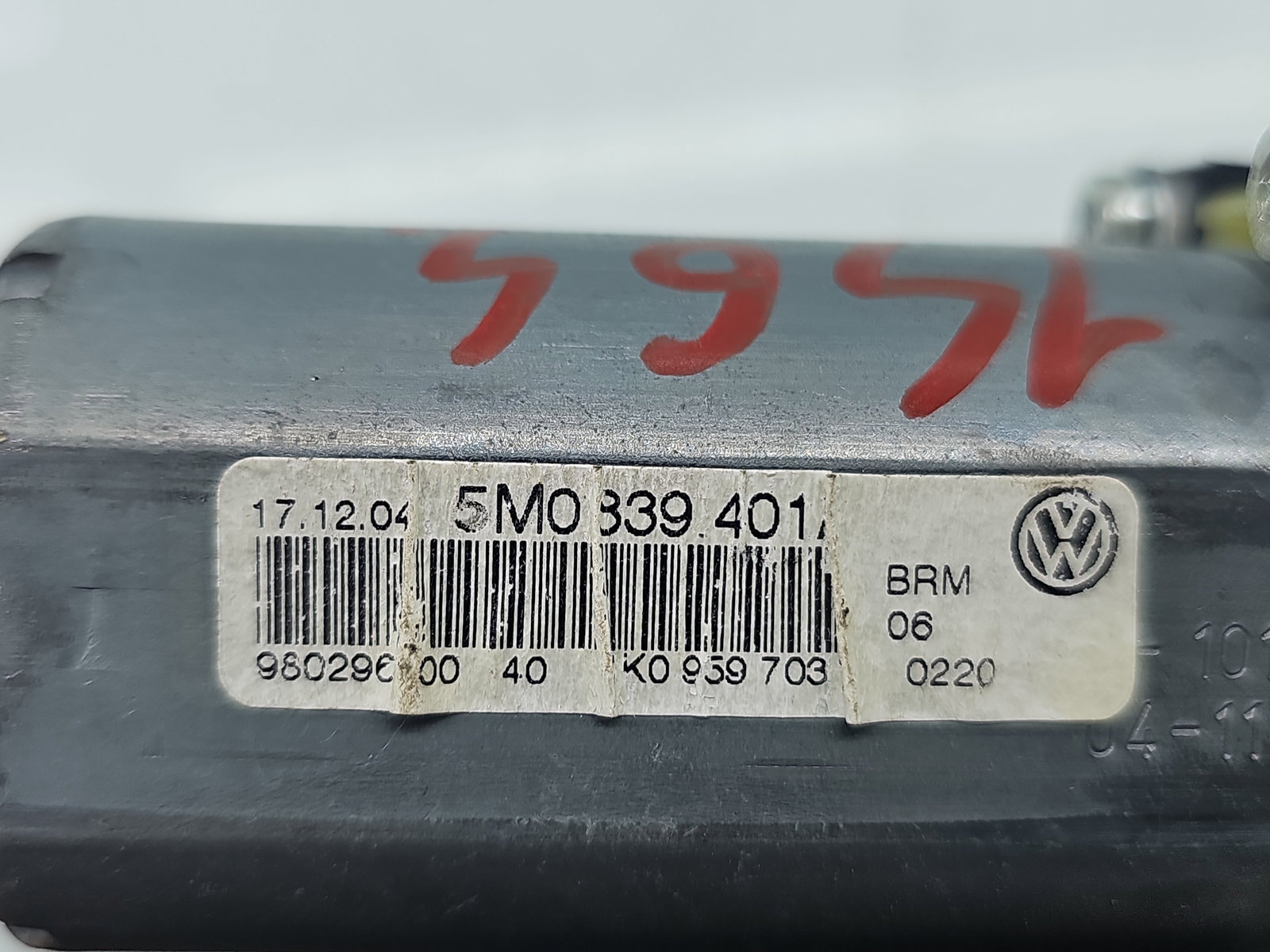 Motoras geam stanga spate Volkswagen Golf 5 Plus (5M1) [Fabr 2005-2008] 5M0839401 - imagine 6
