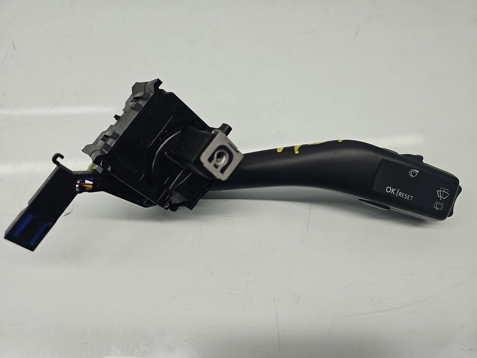Maneta stergator Volkswagen Golf 5 Plus (5M1) [Fabr 2005-2008] 1K0953519A
