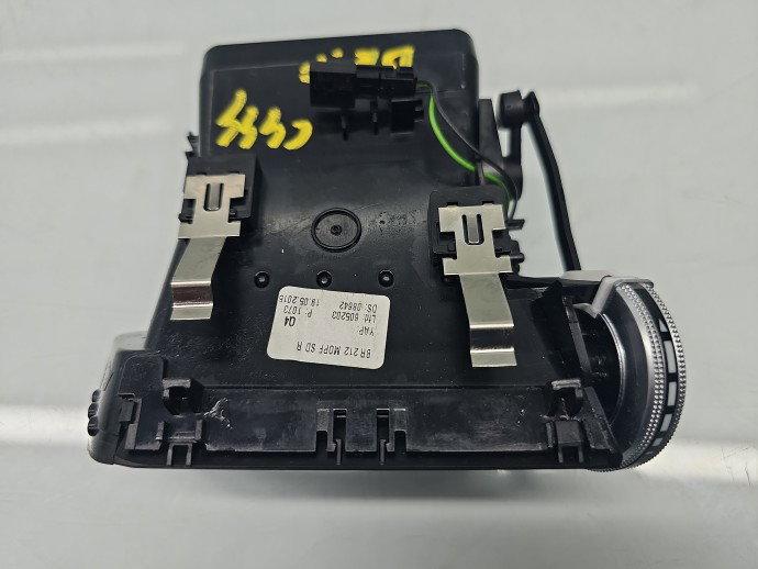 Grila aerisire dreapta Mercedes Clasa E (W212) Facelift [Fabr 2009-2016] A2128303454