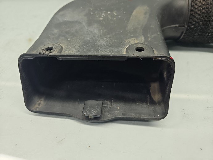 Tub admisie aer KIA Sportage II [Fabr 2004-2010] 28210-2E000 2.0 G4GC 104KW / 141CP