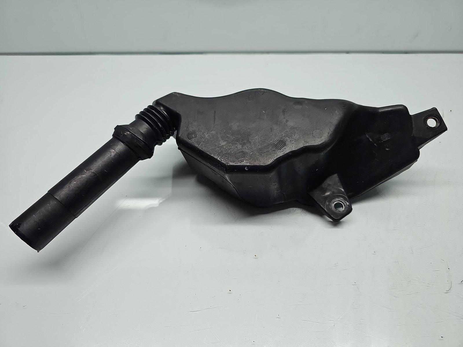 Vas lichid parbriz AUDI A7 (4GA) [Fabr 2011-2017] 4G2955462 - imagine 3