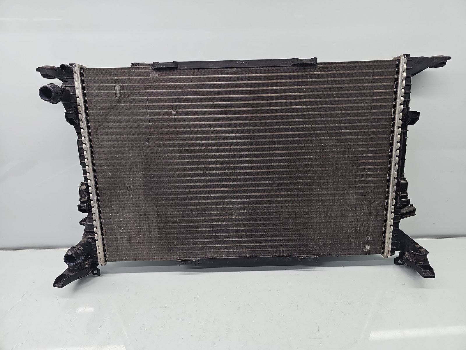 Radiator apa AUDI Q5 (8RB) [ Fabr 2008-2016] 8K0121251R 2.0 TDI CAHA 125KW / 170CP