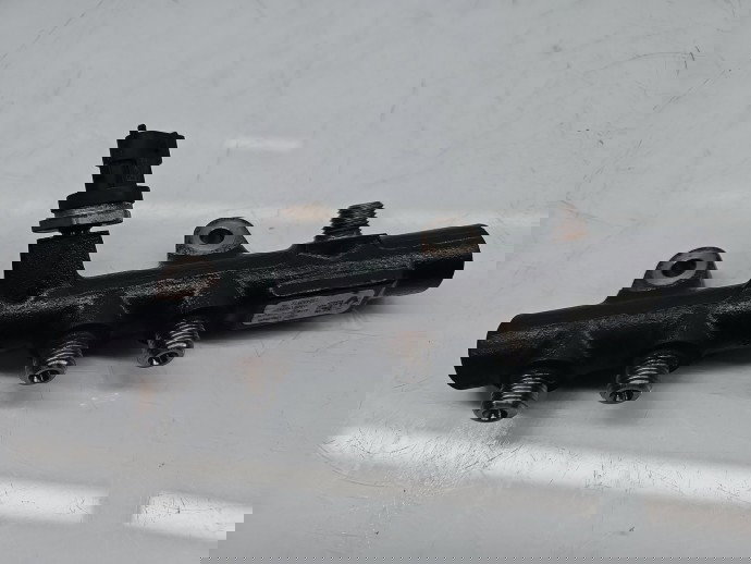 Rampa injectoare Dacia Logan 2 [Fabr 2012-2020] 175215346R 1.5 DCI K9K612 66KW / 90CP