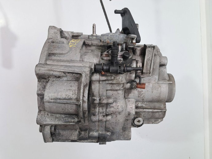Cutie viteze manuala 6 trepte Volkswagen Passat B6 (3C2) [Fabr 2005-2010] 2.0 TDI BMM KDN 103KW / 140CP