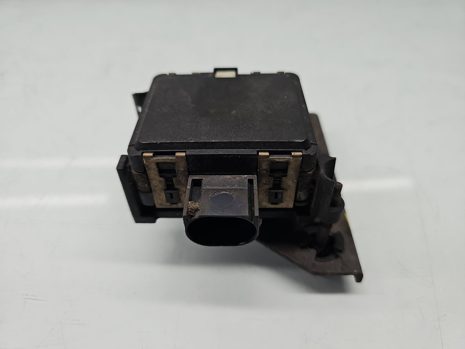 Senzor radar distronic Skoda Octavia 3 (5E3) [Fabr 2012-2020] 5Q0907561K