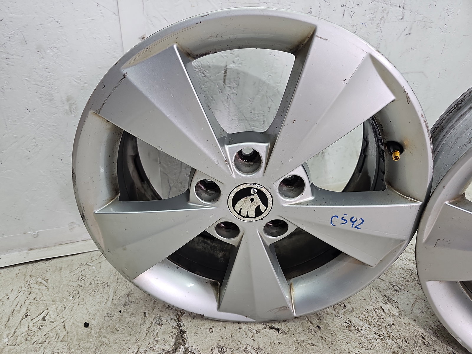 Set jante aliaj Skoda Octavia 3 (5E3) [Fabr 2012-2020] Berlina 5E0601025C - imagine 6