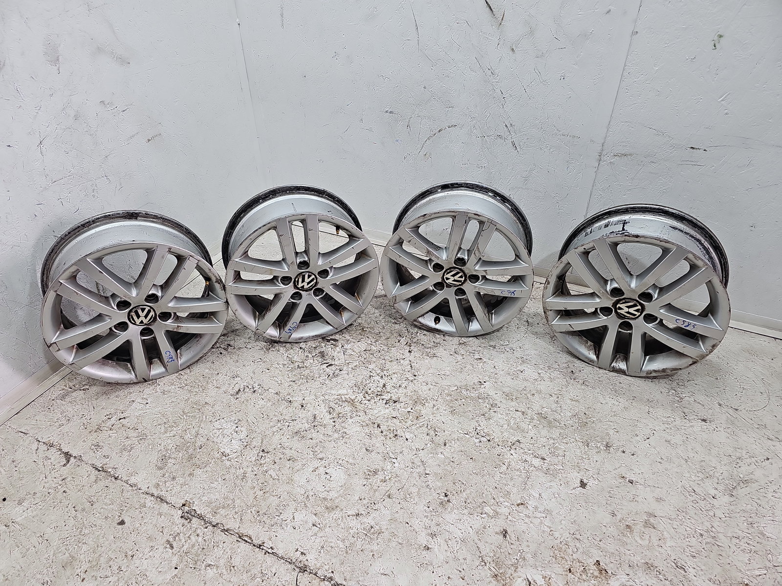 Set jante aliaj Volkswagen Touran (1T3) [Fabr 2010-2015] 5K0601025E