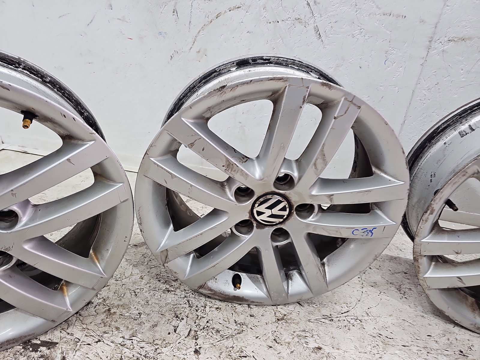 Set jante aliaj Volkswagen Touran (1T3) [Fabr 2010-2015] 5K0601025E - imagine 4