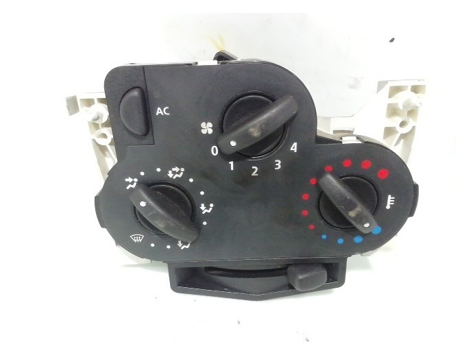Panou clima Dacia Logan 1 1.5 DCI 69577008 2004-2012