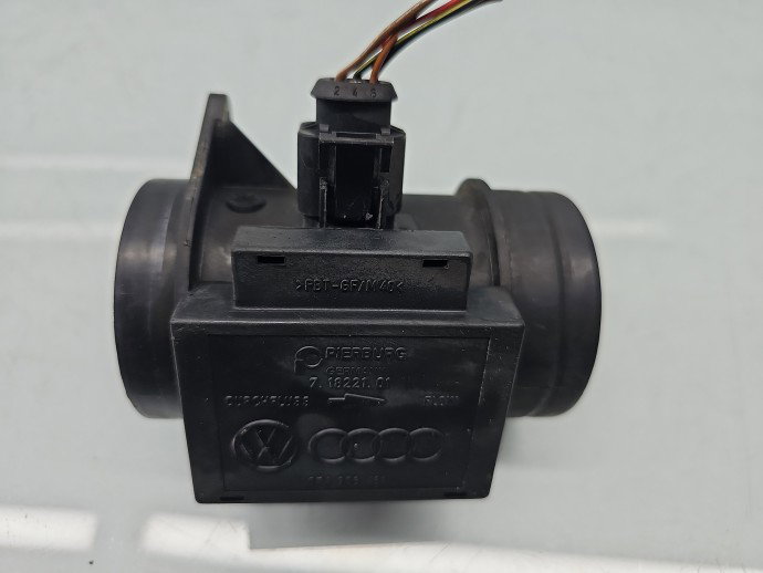 Debitmetru aer Volkswagen Transporter 4 (70XB) [Fabr 1990-2003] 074906461 2.5 TDI ACV 75 kW / 102 CP