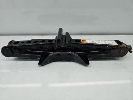 Cric Ford Focus 3 [Fabr 2010-2018] OEM