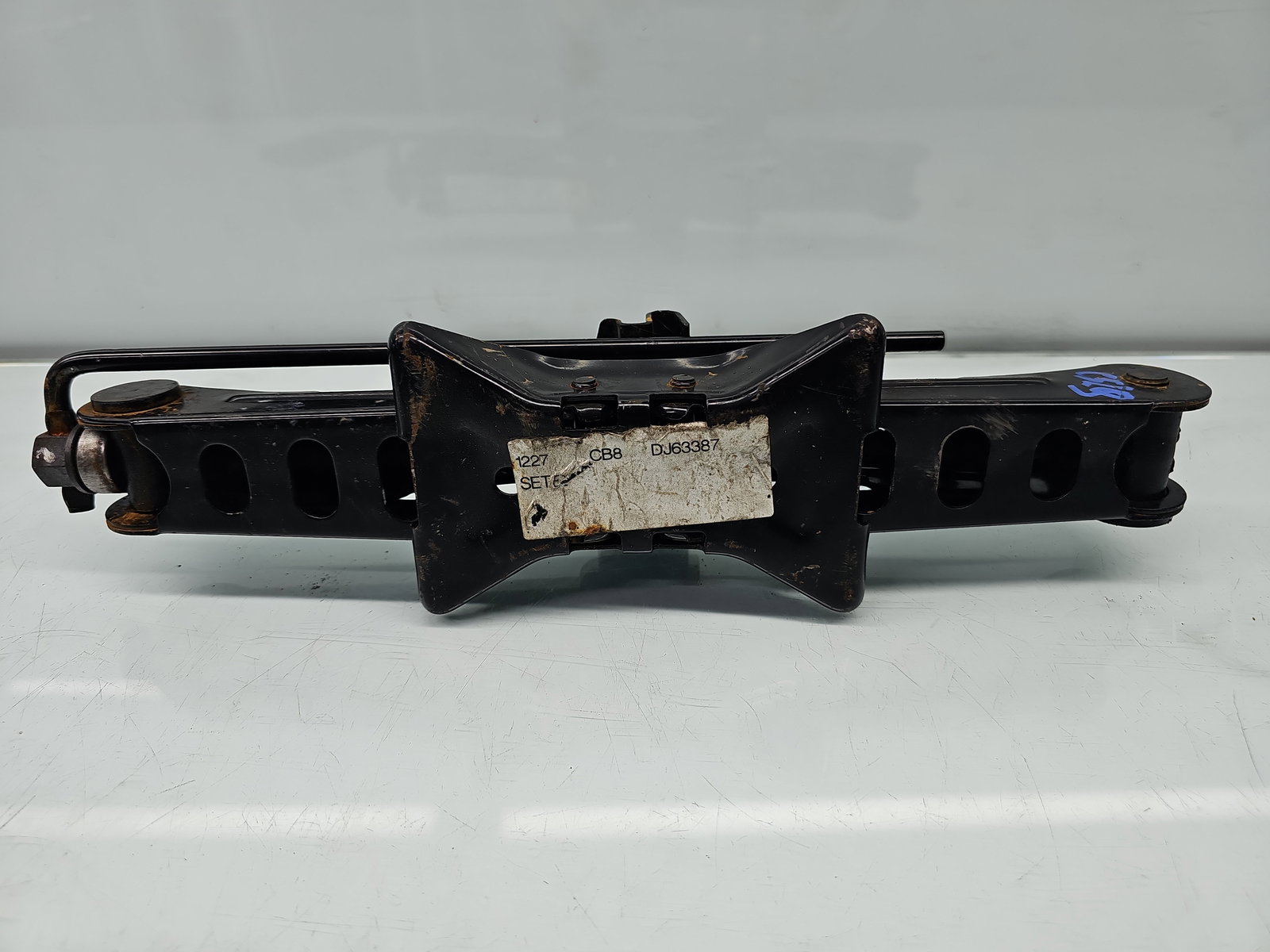 Cric Ford Focus 3 [Fabr 2010-2018] OEM - imagine 3