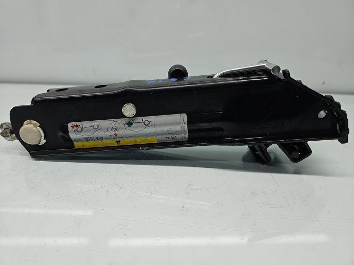 Cric Volkswagen Passat CC (358) Facelift [Fabr 2012-2016] 3AA011031B