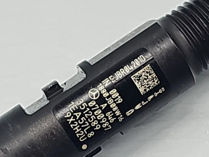 Injector Mercedes Clasa E (W211) [Fabr 2002-2009] A6460700987 2.2 CDI 646811 125KW / 170CP