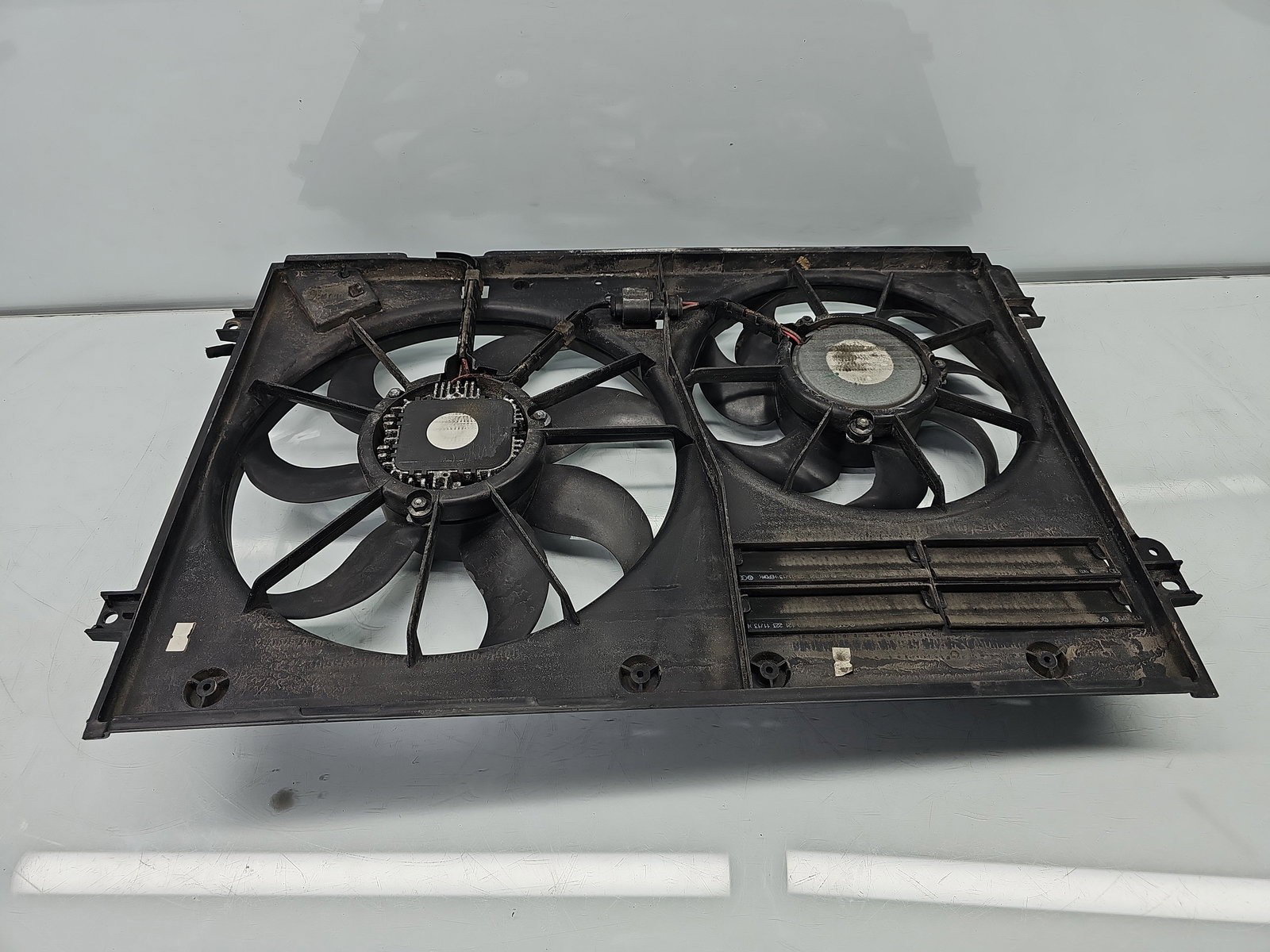 Electroventilator Volkswagen Golf 6 (5K1) [Fabr 2009-2013] 1K0121205AD 2.0 TDI CFFB 103KW / 140CP - imagine 5