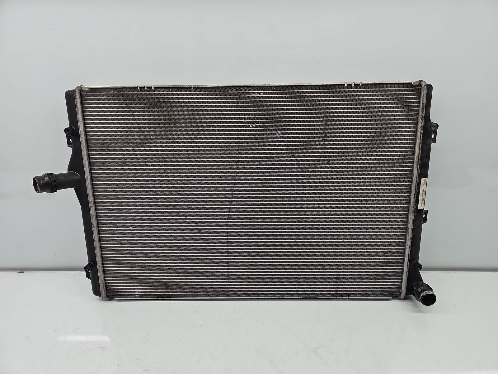 Radiator apa Volkswagen Passat CC (358) [Fabr 2012-2016] 3C0121253AR 2.0 TDI CFFB 103KW / 140CP