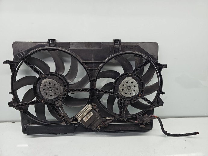 Electroventilator AUDI A5 (8T3) [Fabr 2007-2015] 8K0121003P 2.0 TDI CGLC 130KW / 177CP