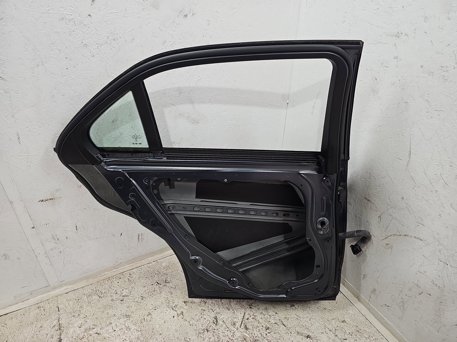 Usa stanga spate Mercedes Clasa E (W212) Facelift [Fabr 2009-2016] 755 Gri Tenorit - imagine 6