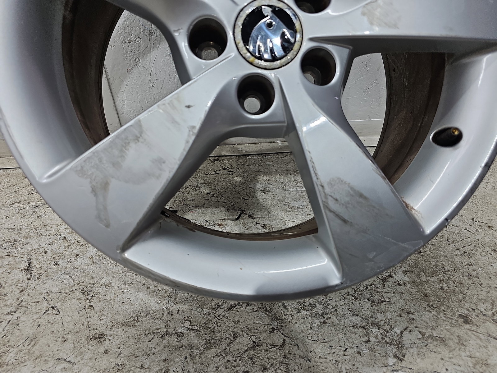 Set jante aliaj Skoda Rapid (NH3) [Fabr 2012-2019] Fastback 5JA601025A - imagine 9