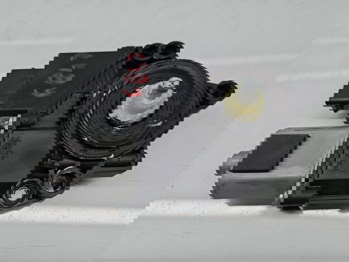 Motoras geam dreapta fata KIA Ceed (JD) [Fabr 2012-2018] 82460-A2010