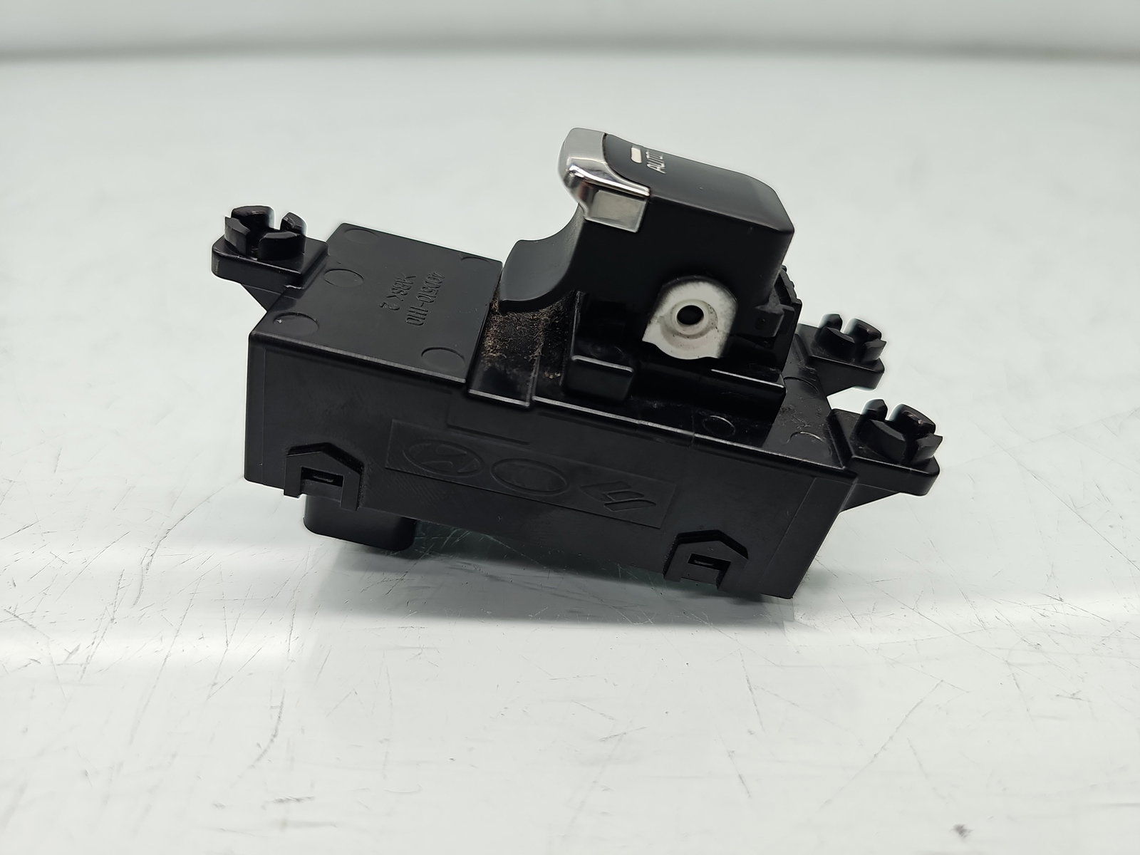 Buton geam stanga spate KIA Ceed (JD) [Fabr 2012-2018] 93580-A2100 - imagine 2