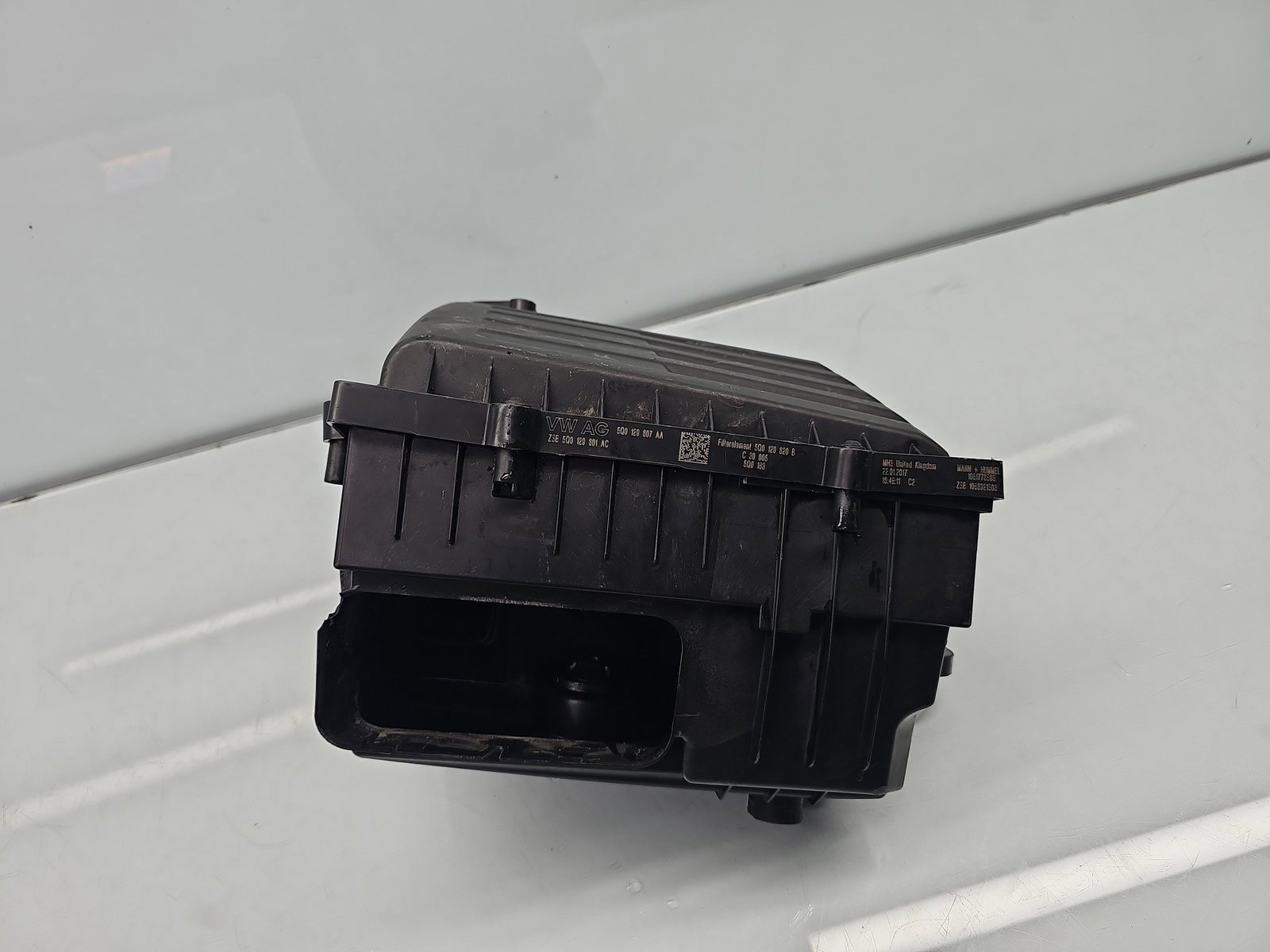 Carcasa filtru aer AUDI A3 Sportback (8VS, 8VM) [Fabr 2013-prezent] 5Q0129607AA 2.0 TDI CRMB 110KW / 150CP - imagine 6