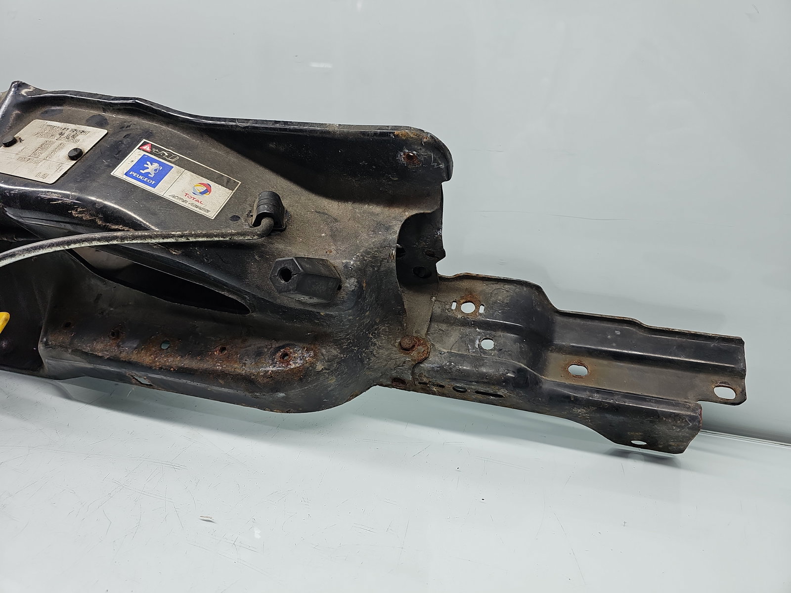 Capac trager PEUGEOT Boxer [Fabr 2006-prezent] OEM - imagine 4