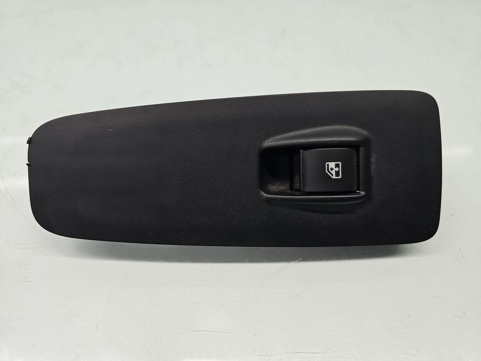 Buton geam dreapta fata PEUGEOT Boxer [Fabr 2006-prezent] 07355329060